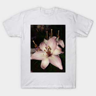 Lavender stargazer lily T-Shirt